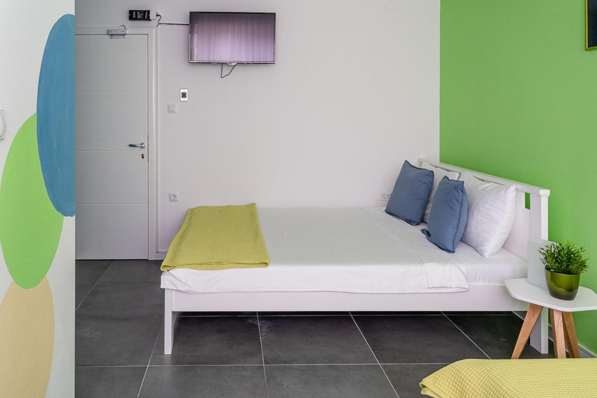 Kostovski Rooms-Near E75 To Greece Veles Exterior foto